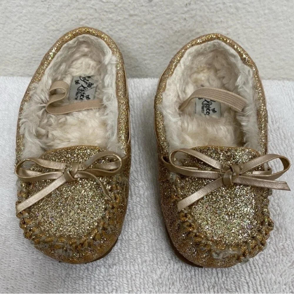3/$25 Self Esteem Footwear Baby Girl Gold Glitter Faux Fur Moccasins Size 7 Cute